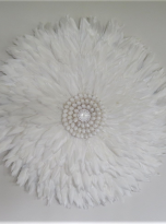 White Feather Round Wall Hanging with shell – Small_1